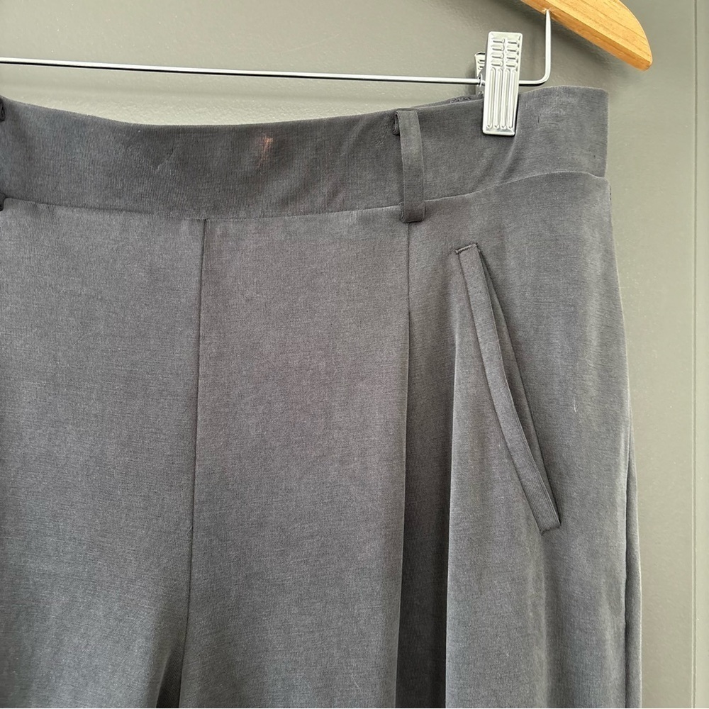 White House Black Market The Tapered Ankle Pants Dark Grey Size M - Picture 5 of 7
